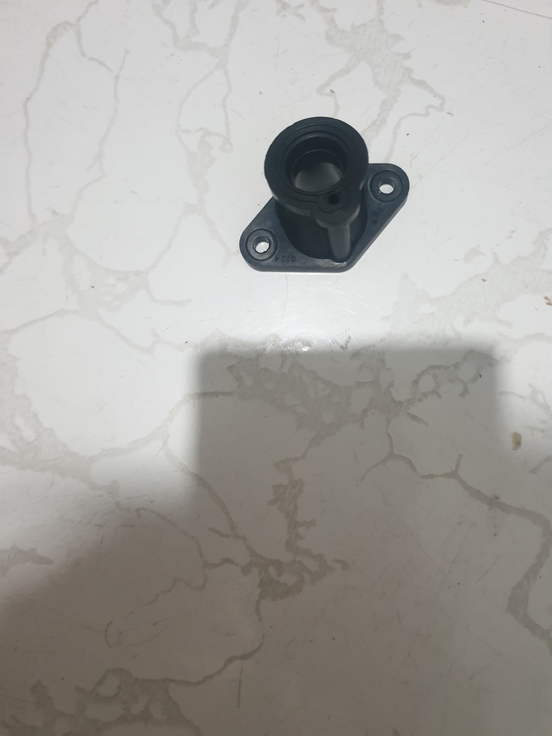 CỔ XANG ( CỔ HÚT) MÁY CƯA XÍCH, CƯA CỤT 2500 (2 CÁI)