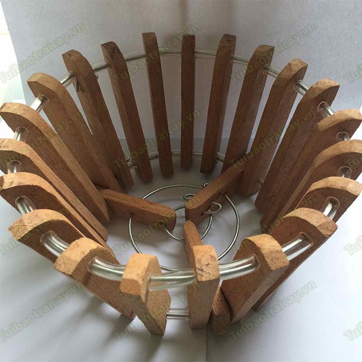 Chậu lan gỗ bản vuông phi 30cm