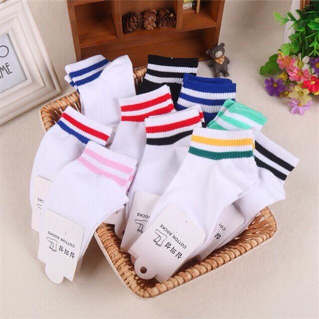 COMBO 03 Đôi Tất Nữ Kẻ Cổ Hàn Quốc Trẻ Trung ( Trộn Màu)