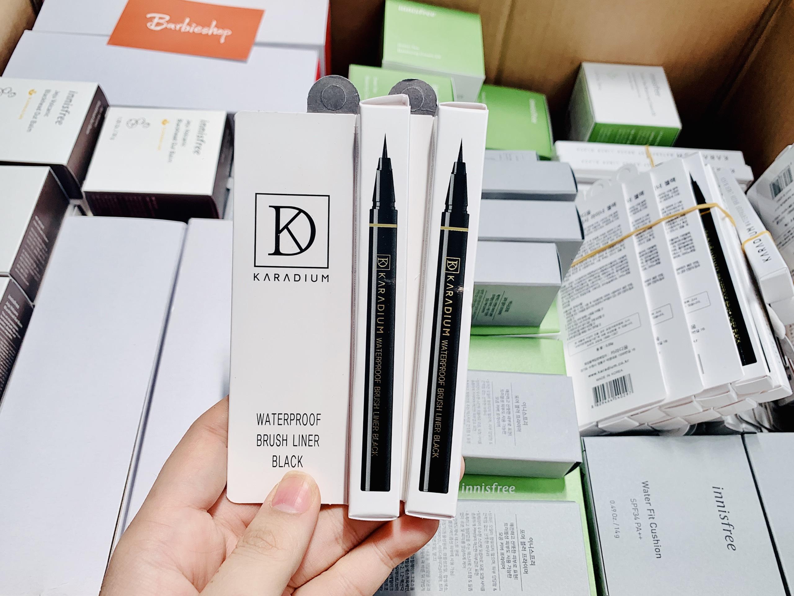 Kẻ mắt nước Karadium Waterproof Brush Liner Black