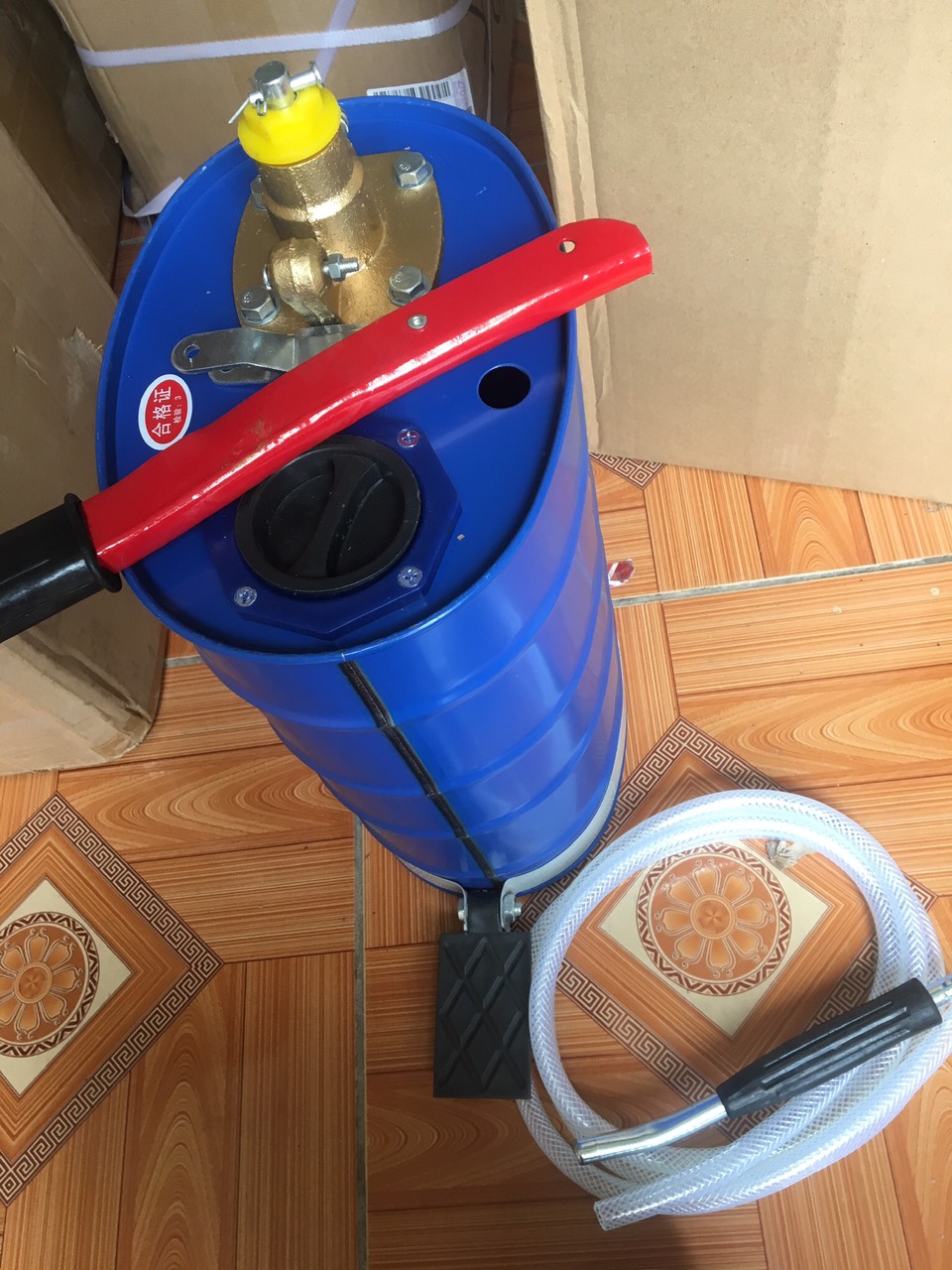 Bình bơm dầu cầu , dầu hộp số