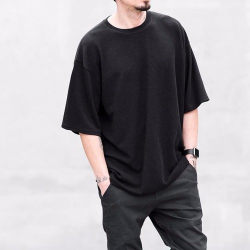 Áo thun cổ tròn tay lỡ
