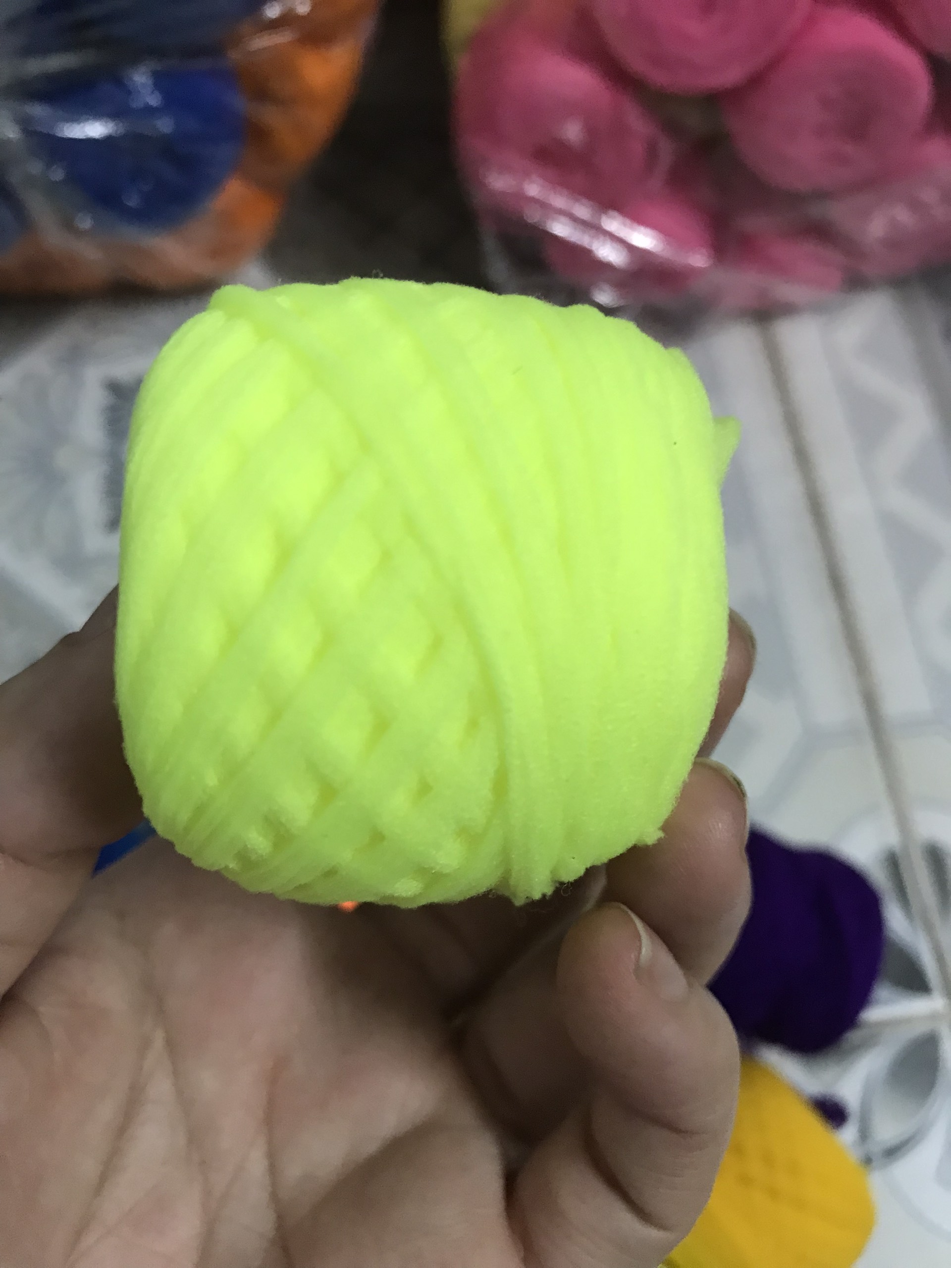 Cuộn len quấn ống nước, Keo len quấn ống PVC