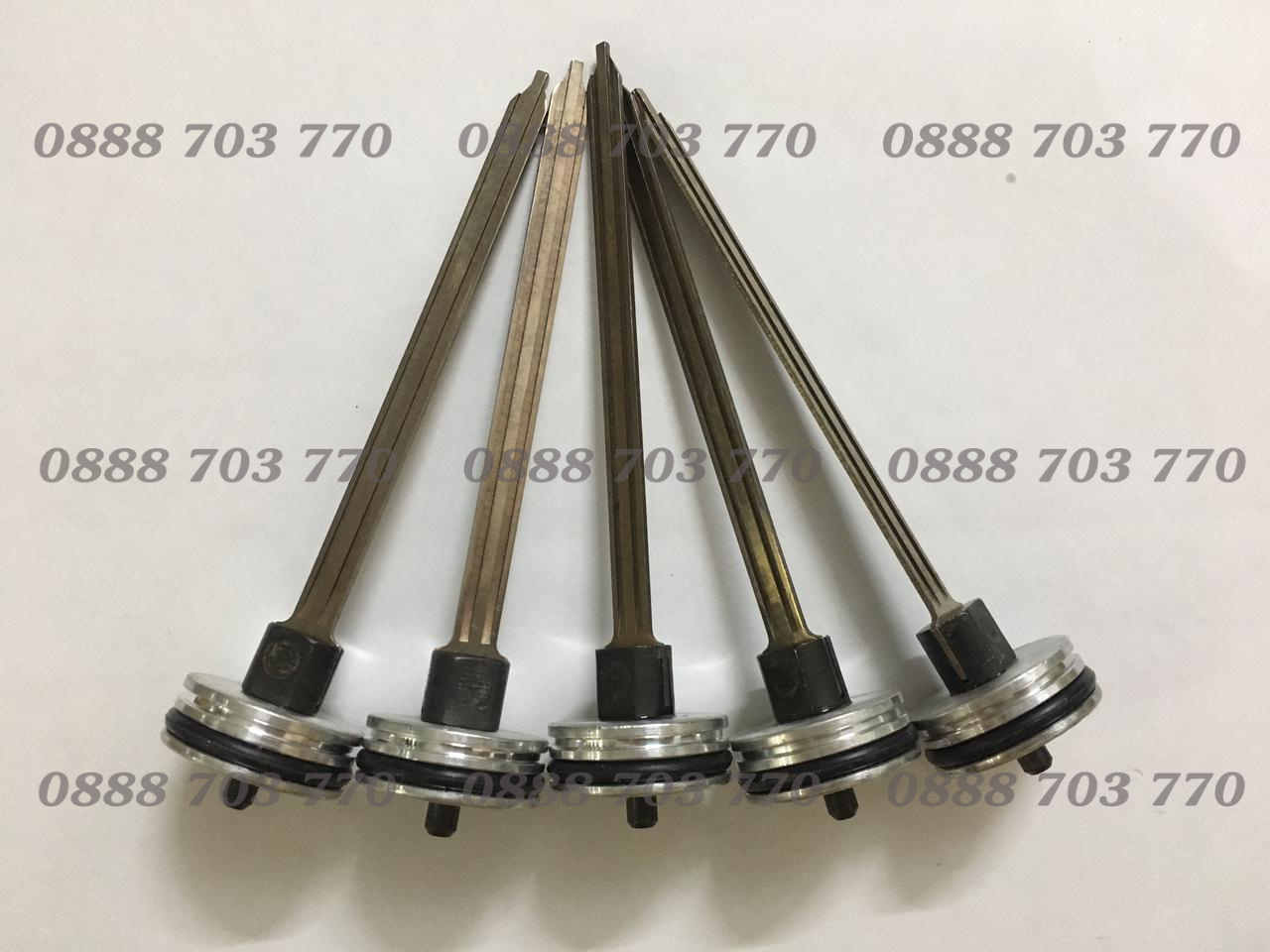 TY (LƯỠI GÀ) SÚNG BẮN ĐINH F50 PUNCHAM