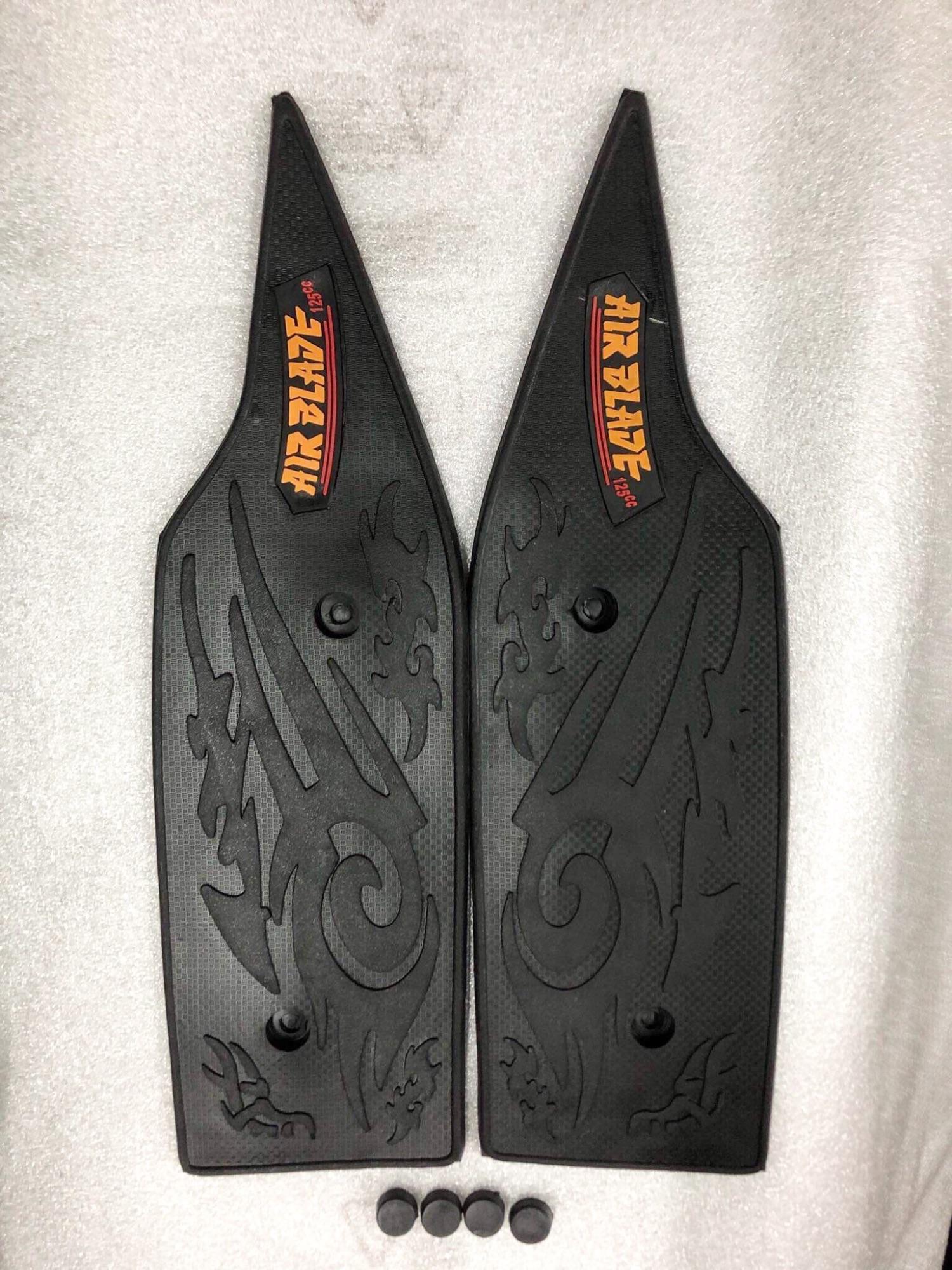 THẢM LÓT CHÂN AIR BLADE 2013-2015 BẰNG CAO SU