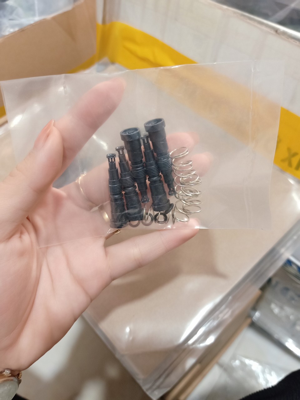 Vít chỉnh gió xe máy AB( ốc chỉnh Garanti)