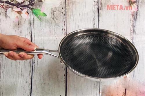 Chảo chống dính bếp từ inox 304 T&K Blackcube 24cm
