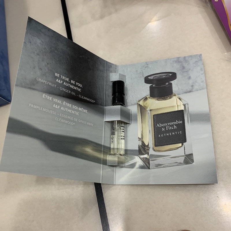 Nước hoa nam Vials A&F Authentic Man 2ml