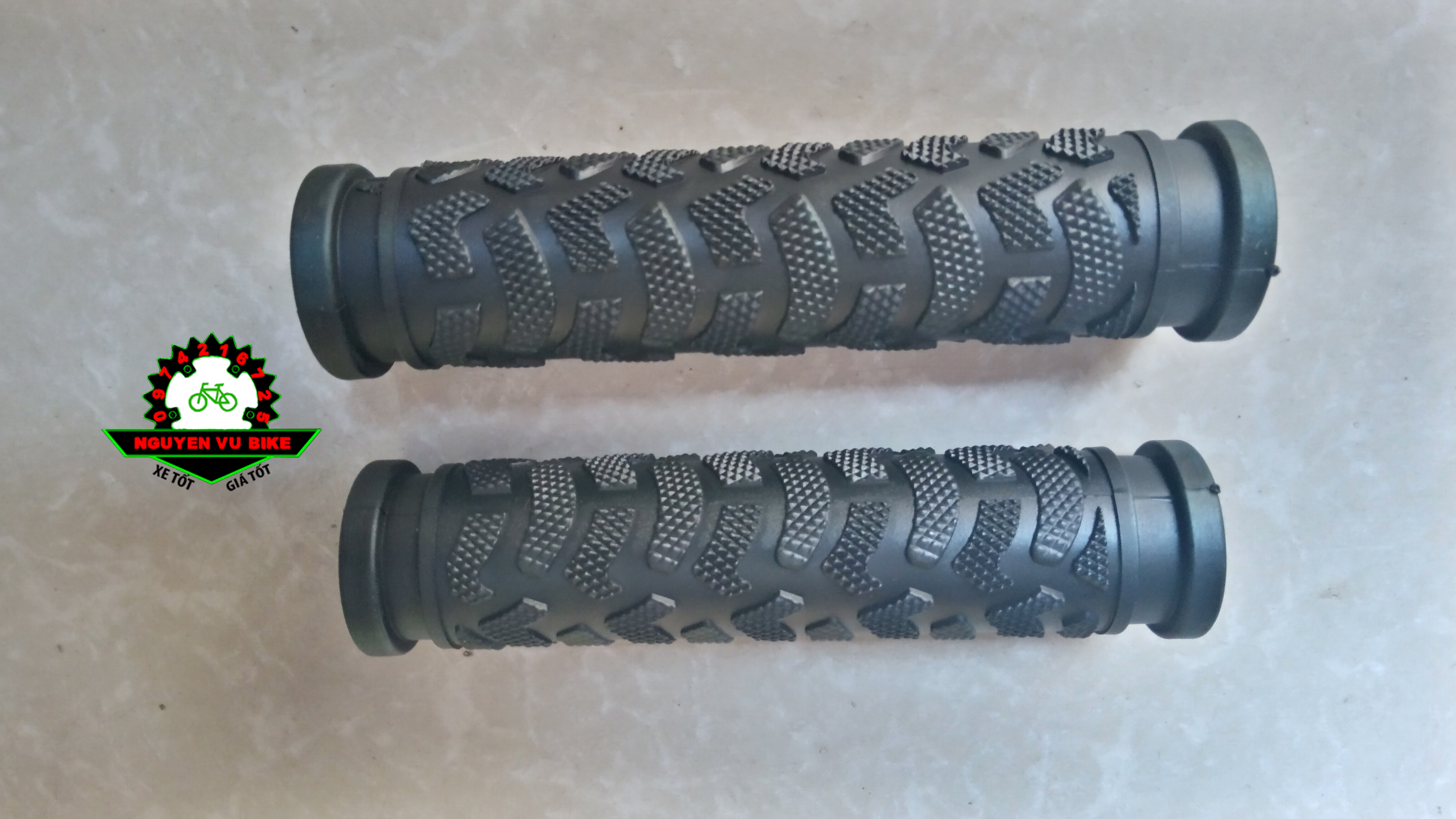 Tay nắm xe đạp thể thao, tay nắm xe đạp phổ thông - nguyen vu bike