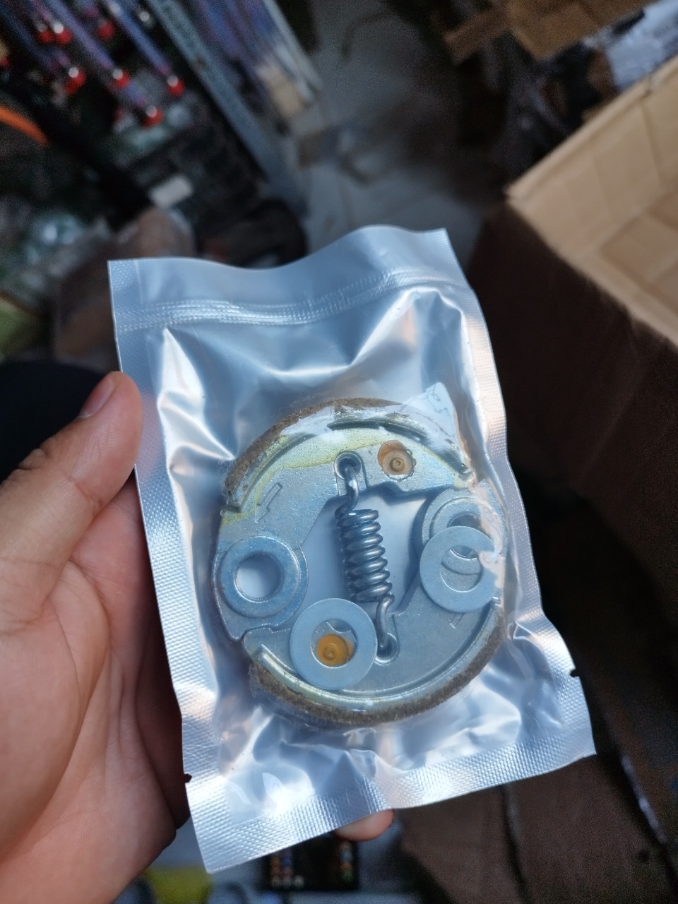 Bố côn 260 và 330 hàng komatsu nhật bản máy cắt cỏ
