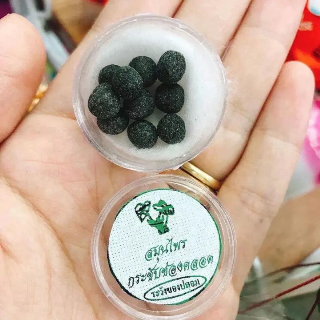 Đặt Se Khít Vùng Kín Thái Lan Hộp 10v
