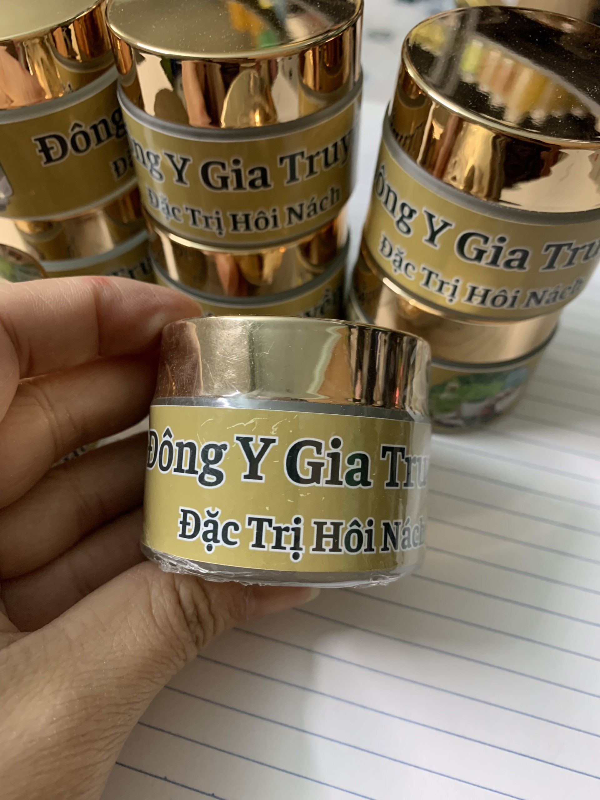Bột thảo dược khử mùi hôi nách hôi chân