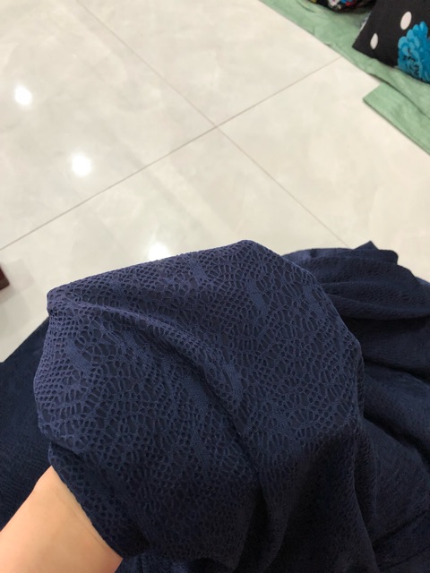 VẢI REN XANH-GIÁ 1 MÉT