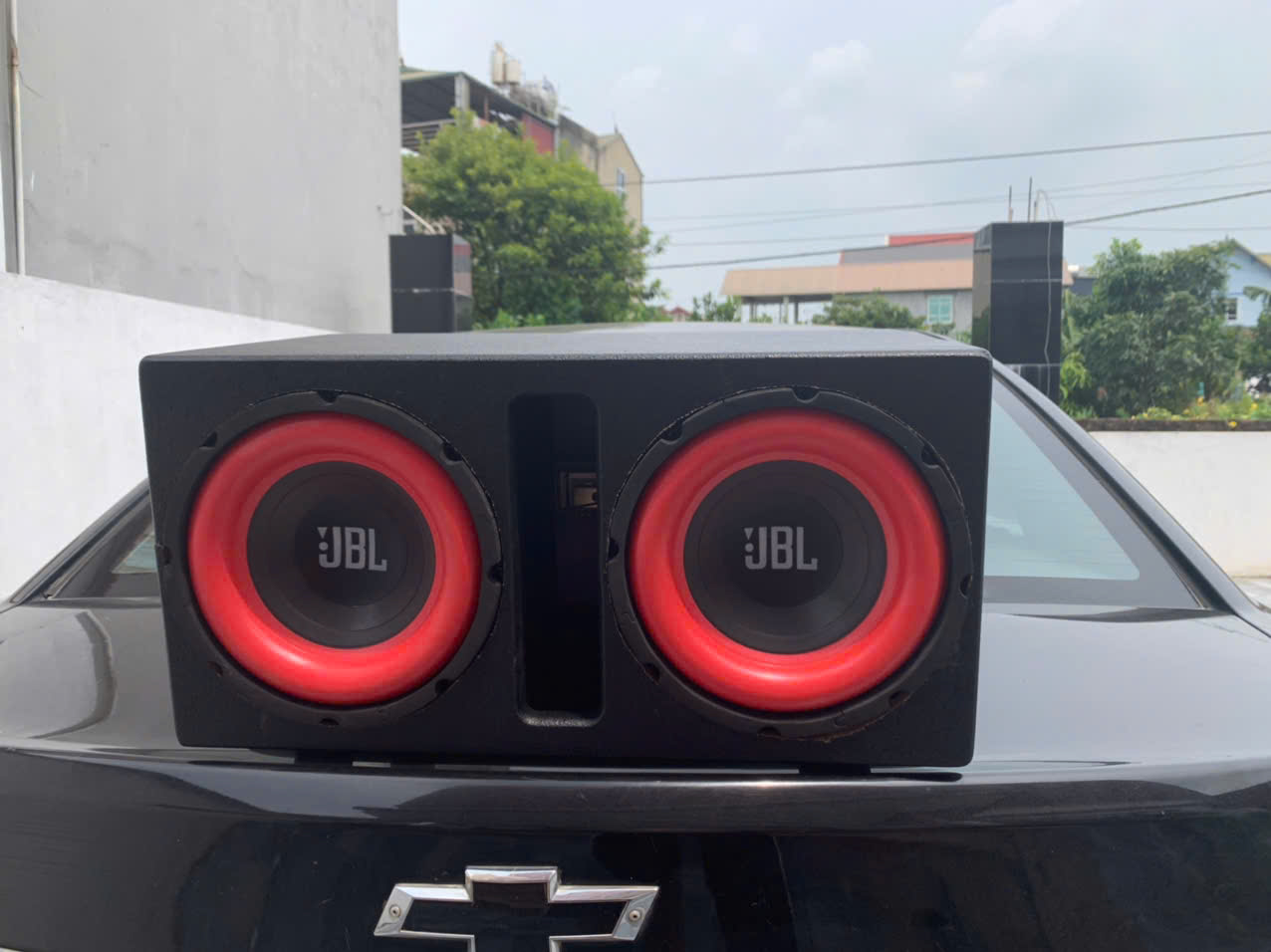 Loa sub ô tô bass kép 20 JBL chạy điện 12 hoặc 24v công suất lớn chất âm hay uy lực