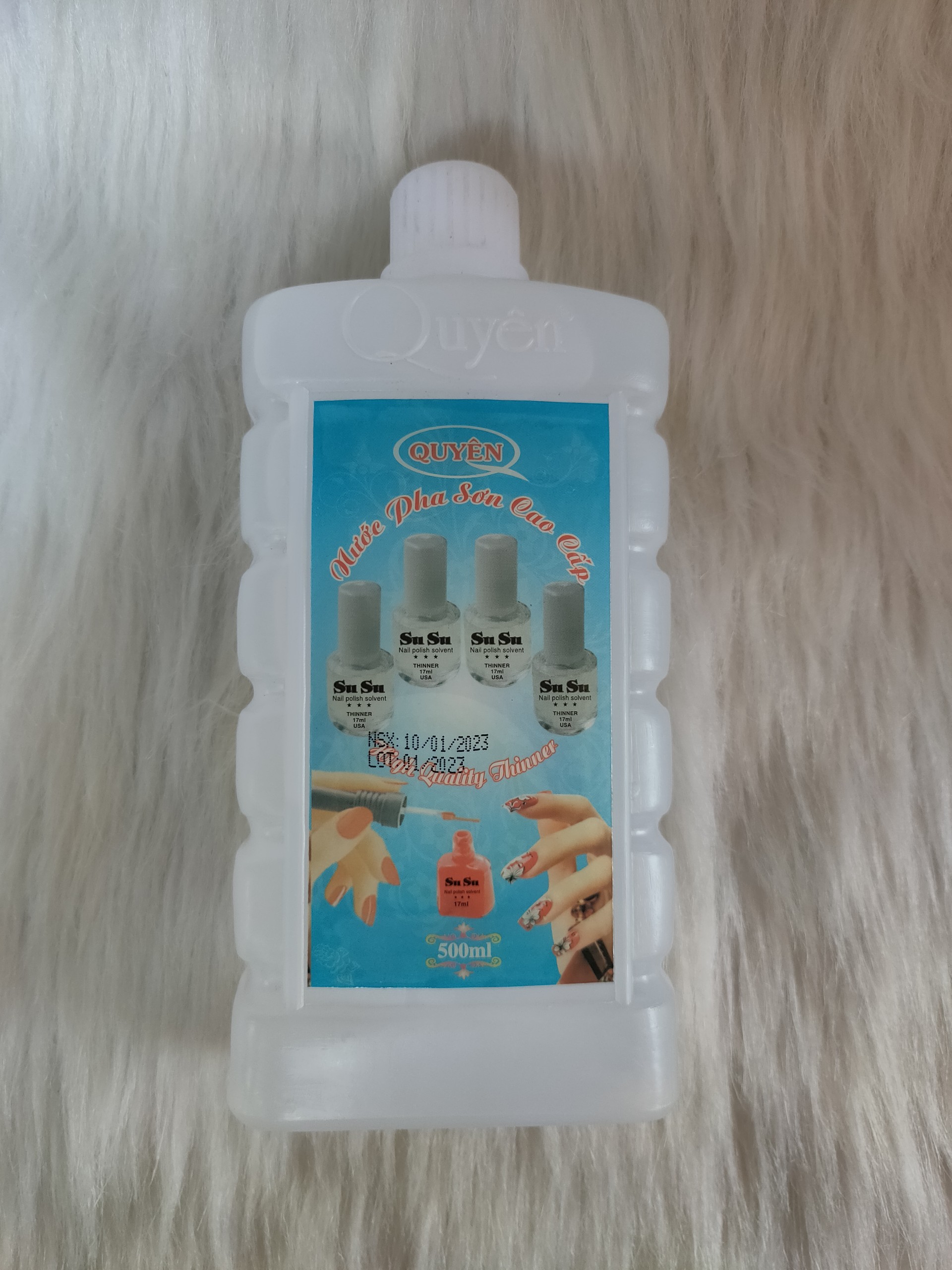 Nước pha sơn móng tay Quyên