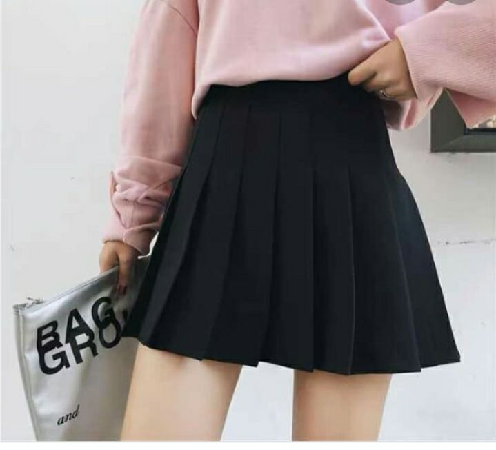 chân váy xòe ngắn