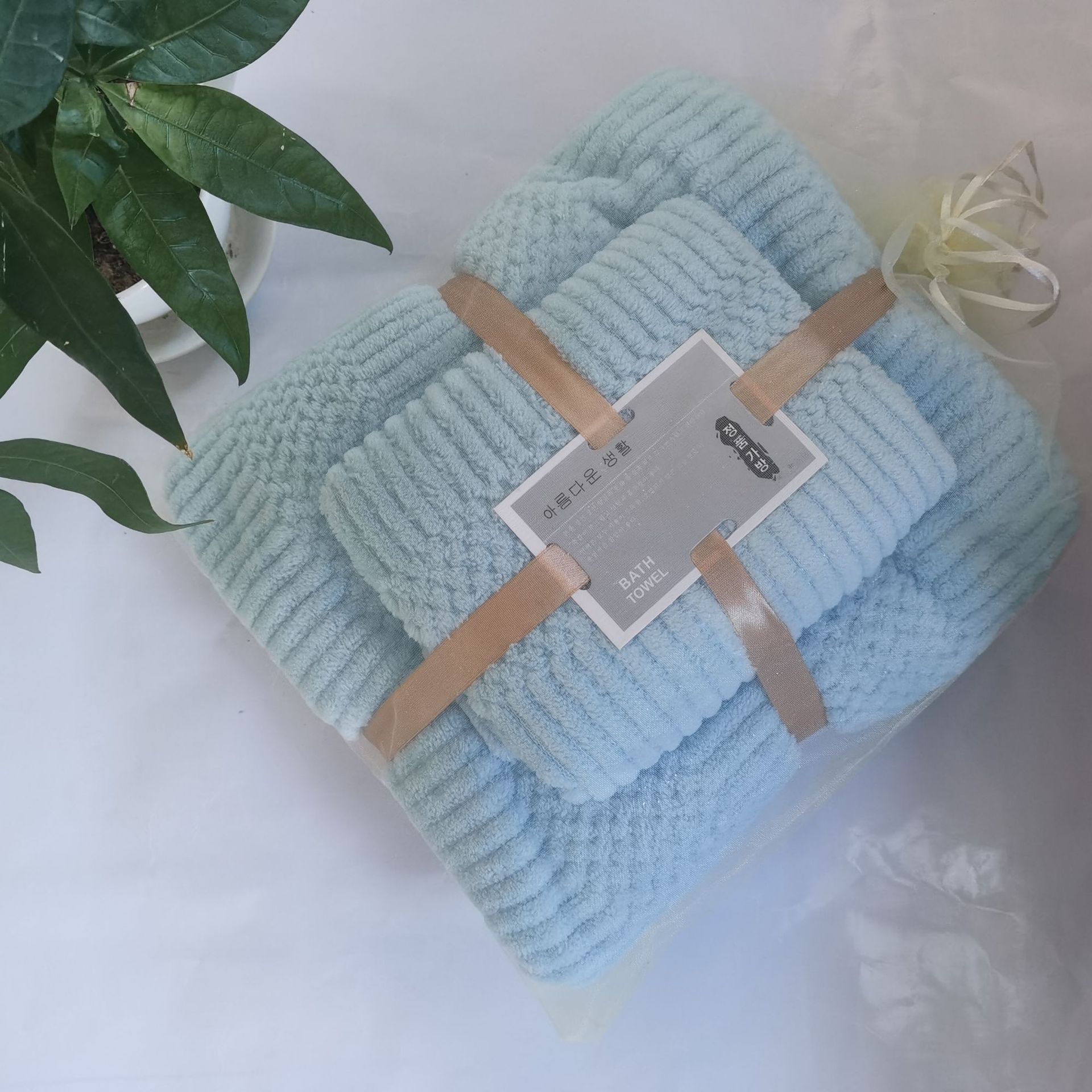 Set 2 Khăn Tắm Và Khăn Mặt Lông Cừu