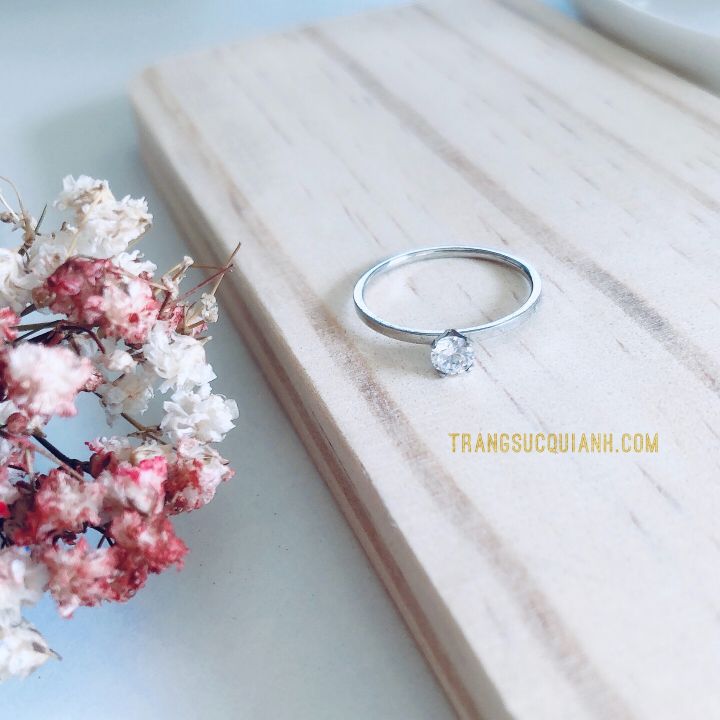 NHẪN TITAN BẠC ĐÍNH ĐÁ BẢN MẢNH