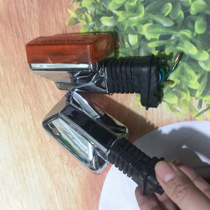 [ 1 ĐÔI ] Cặp xi nhan xe máy CUB 82 - xi nhan sau xe máy