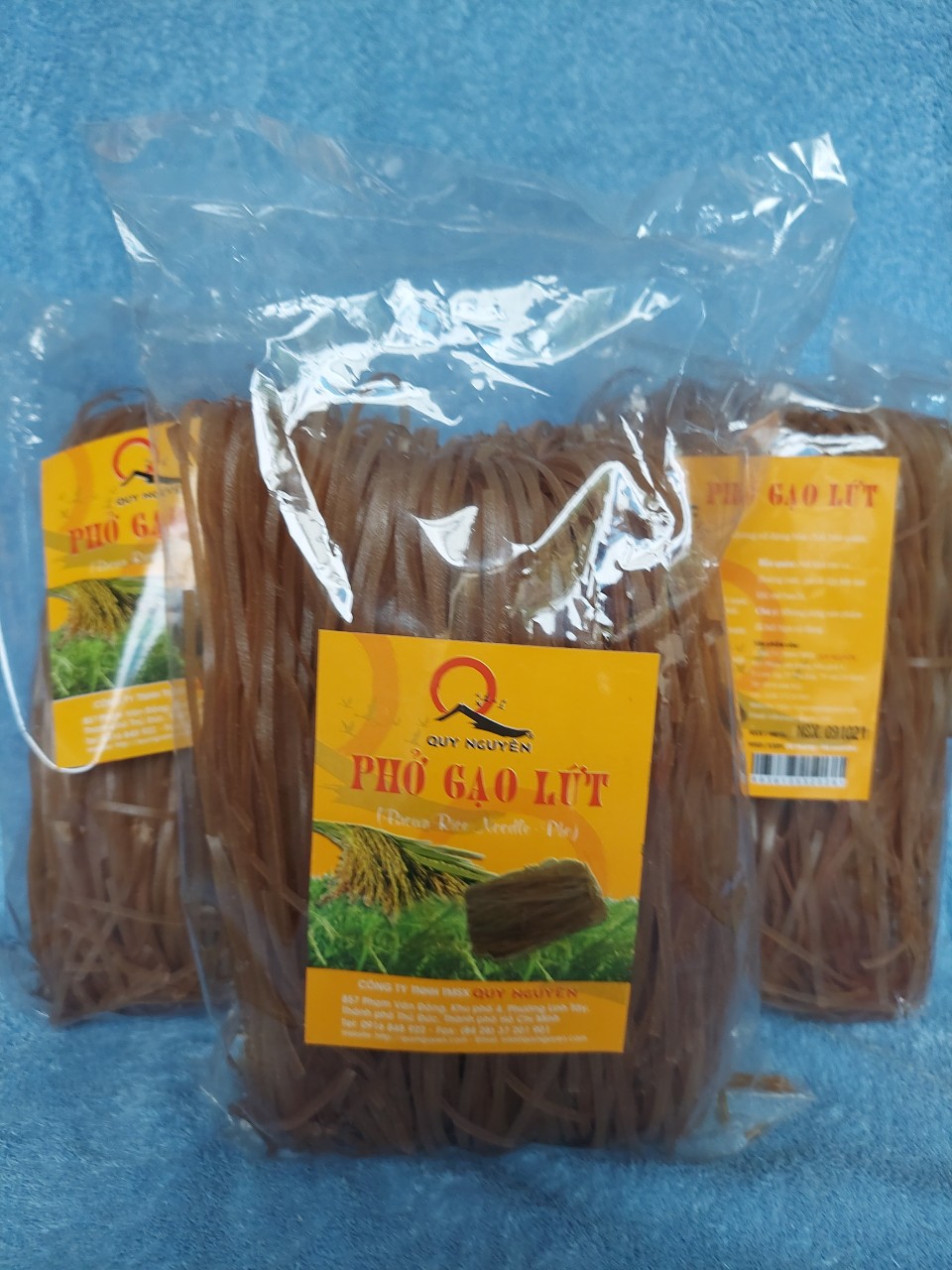 Phở gạo lứt- 400g Quy Nguyên