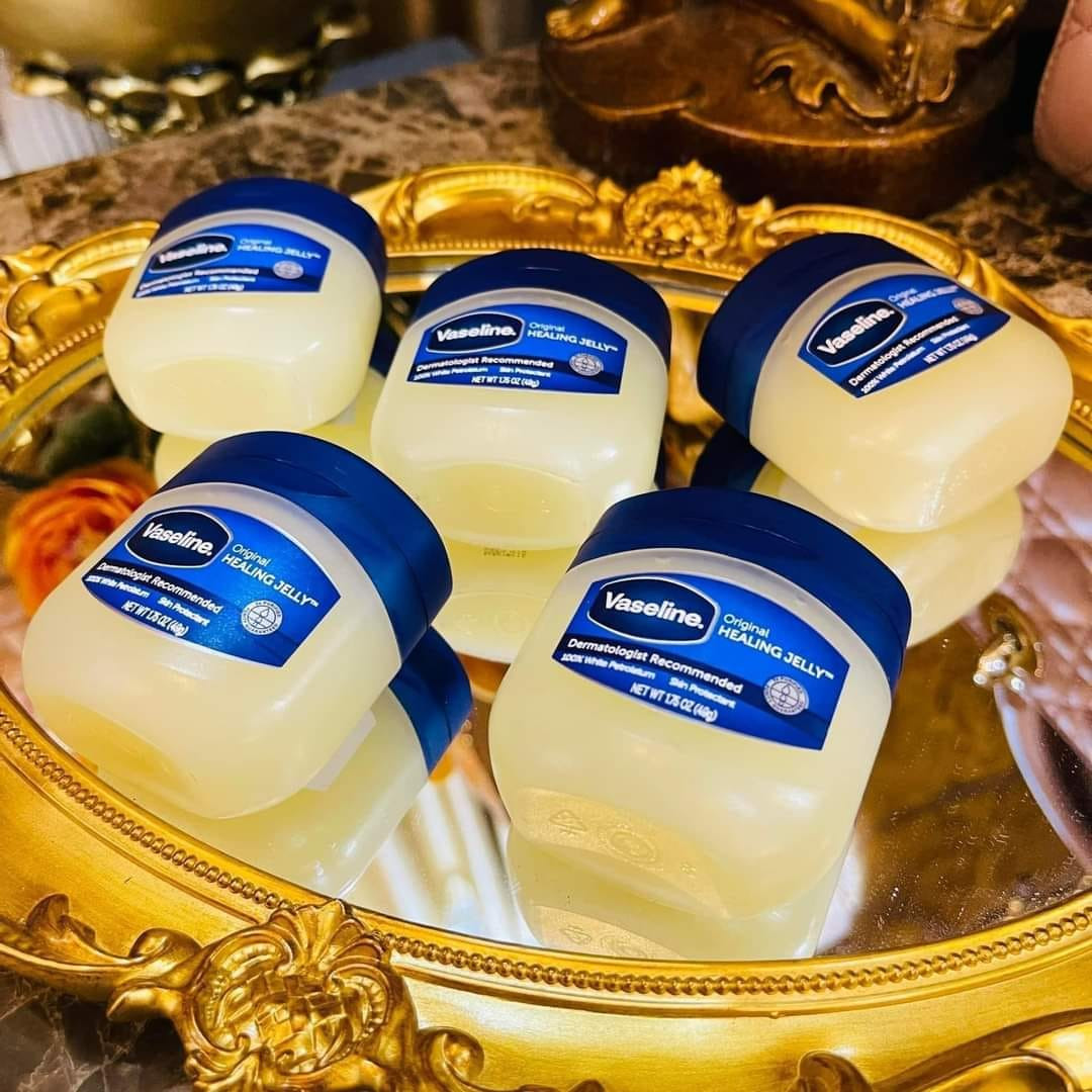 Sáp dưỡng ẩm VASELINE 49g Hàng Mỹ