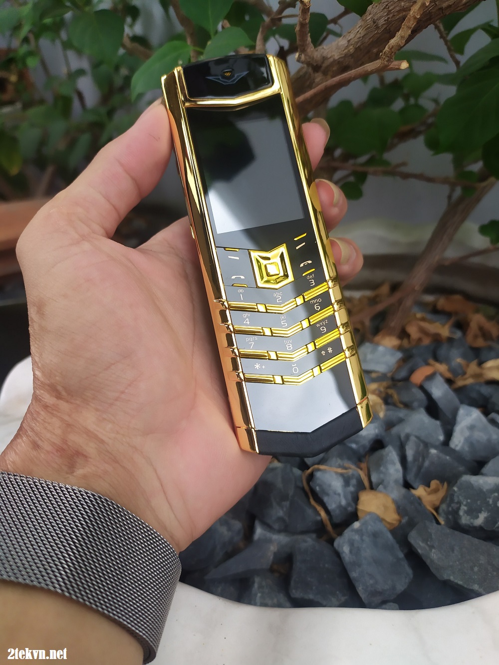 Điện thoại 2 sim độc A88 đá siêu nhỏ mini