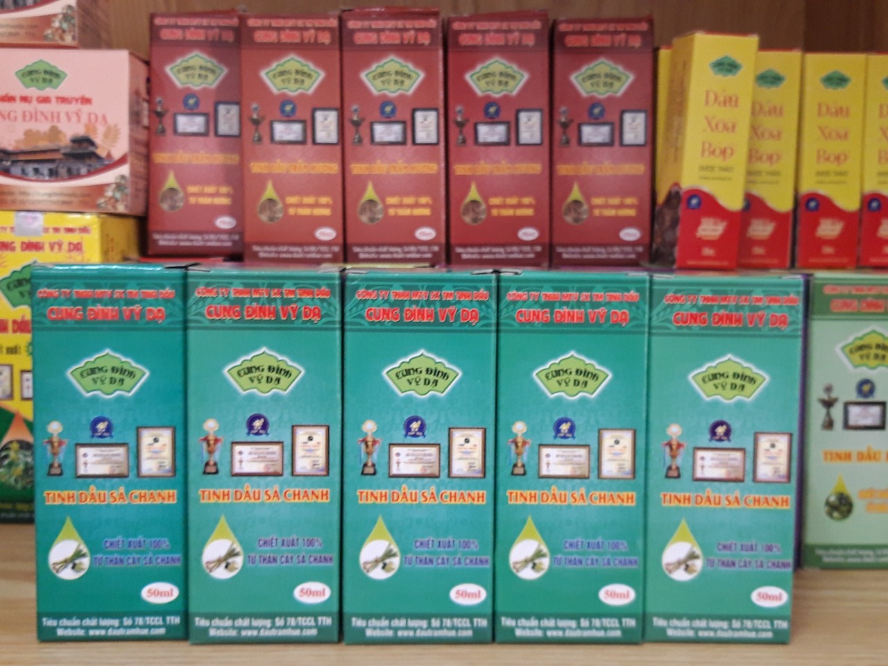 Tinh Dầu Sả Chanh Cung Đình Vỹ Dạ 50ml