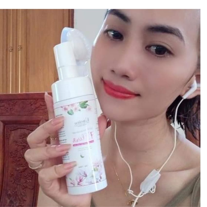 TẢY TRANG DẠNG BỌT LAVOINE