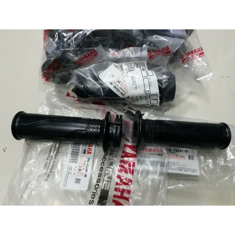 [Nhập RS0822 giảm 30k cho đơn 99k]cặp bao tay NVX Yamaha - TanThanh 247