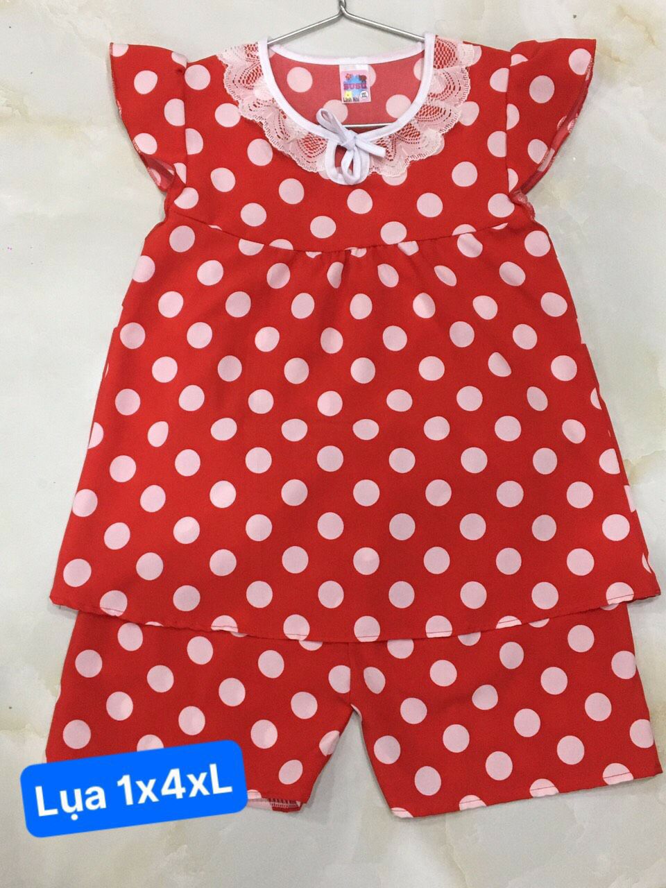 Bộ lụa lớn bé gái