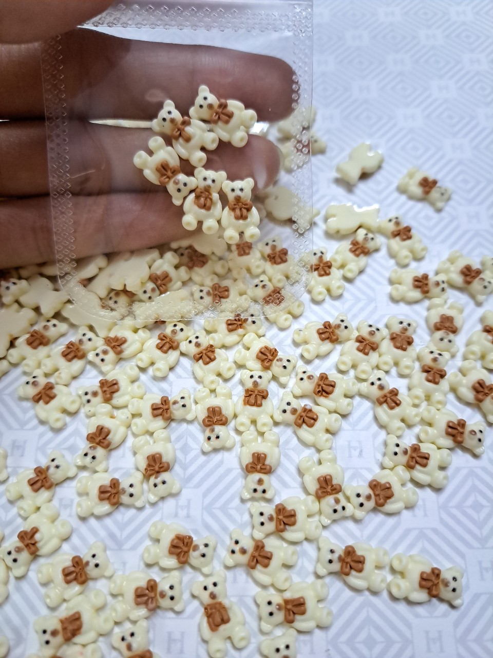 CHARM GẤU ĐÍNH NAIL 1 TÚI 20 CON