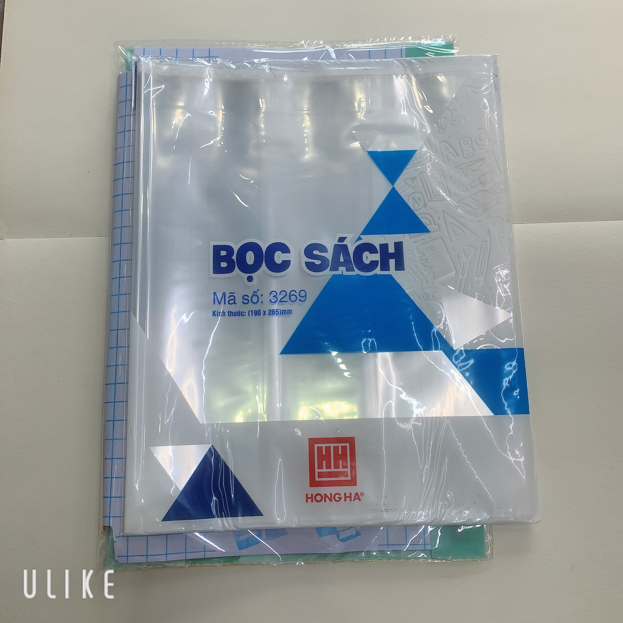 Tập 10 tờ Decal bọc sách vở size 43x30cm (Bọc cho sách vở có kích thước 19x26.5cm)