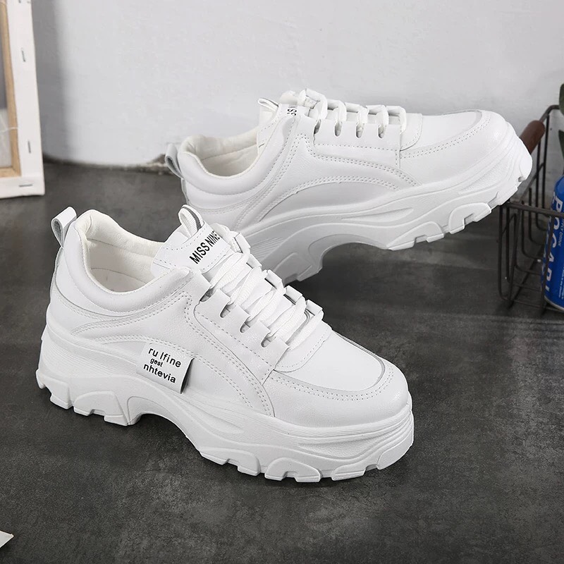GIÀY THỂ THAO NỮ SNEAKER TÔN DÁNG ĐỘN CHIỀU CAO 5CM RM09