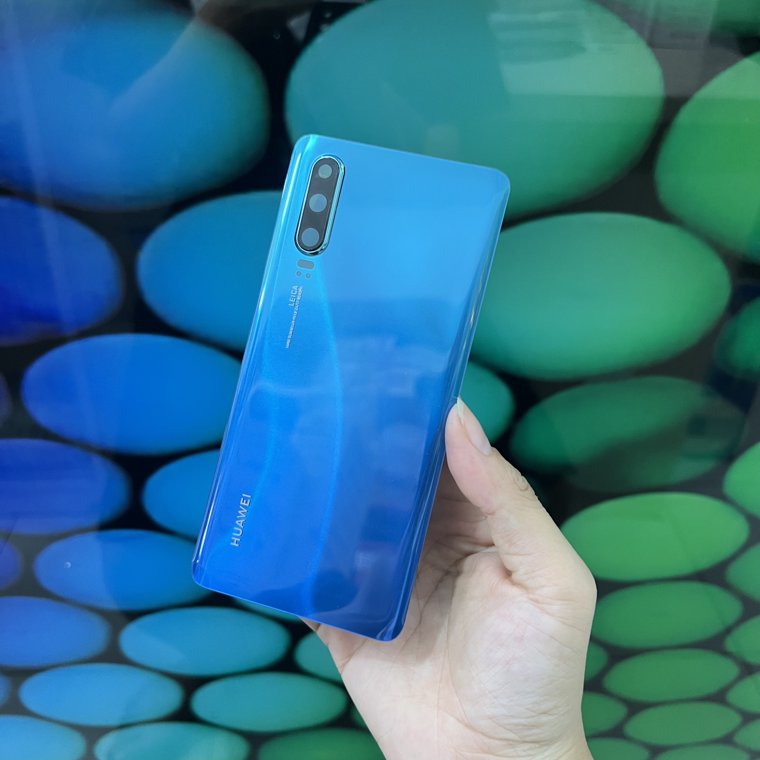 Nắp lưng Huawei P30 ( kèm kính camera )