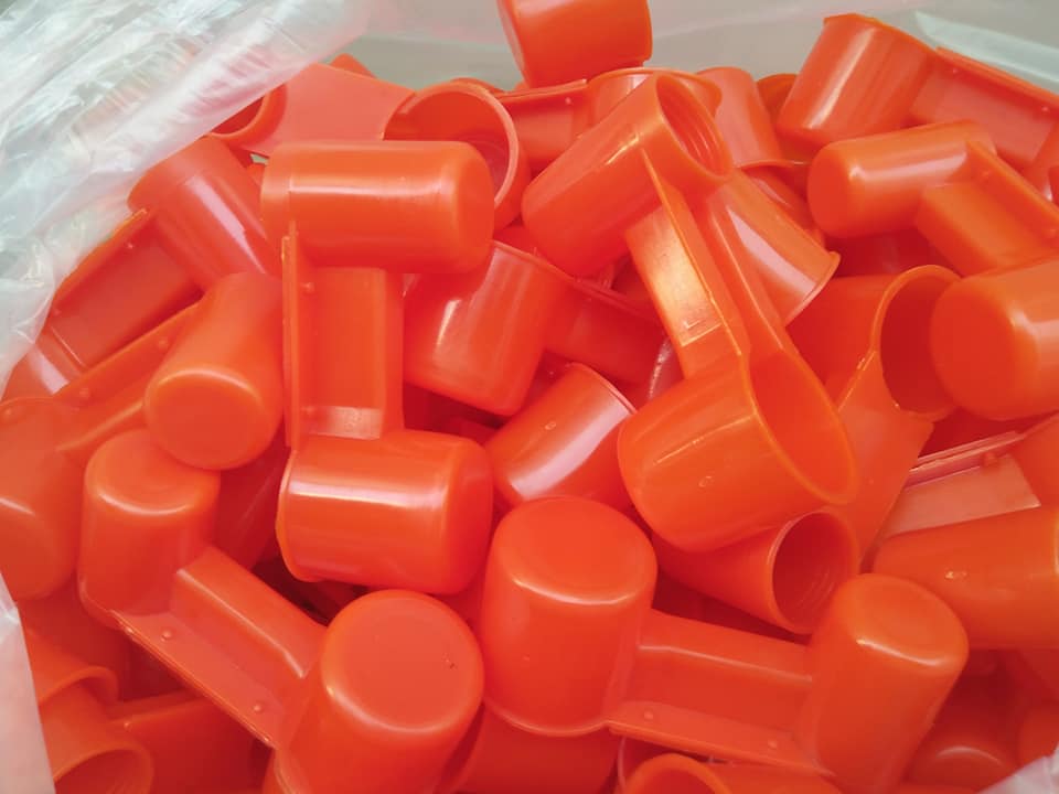 Sét 10 Máng uống tự động nút chai cho chim cho gà