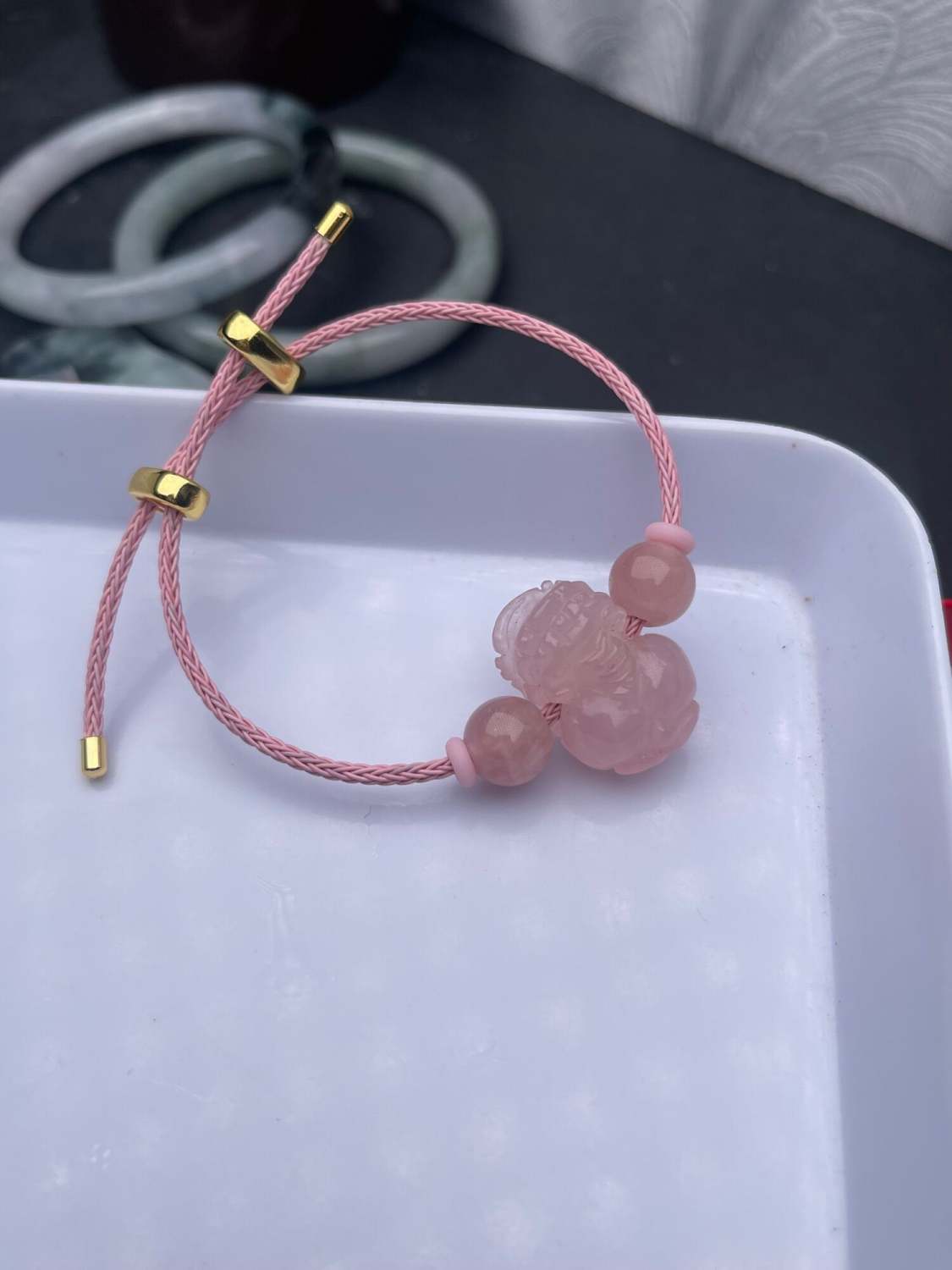 Vòng tay tỳ hưu đá thạch anh hồng