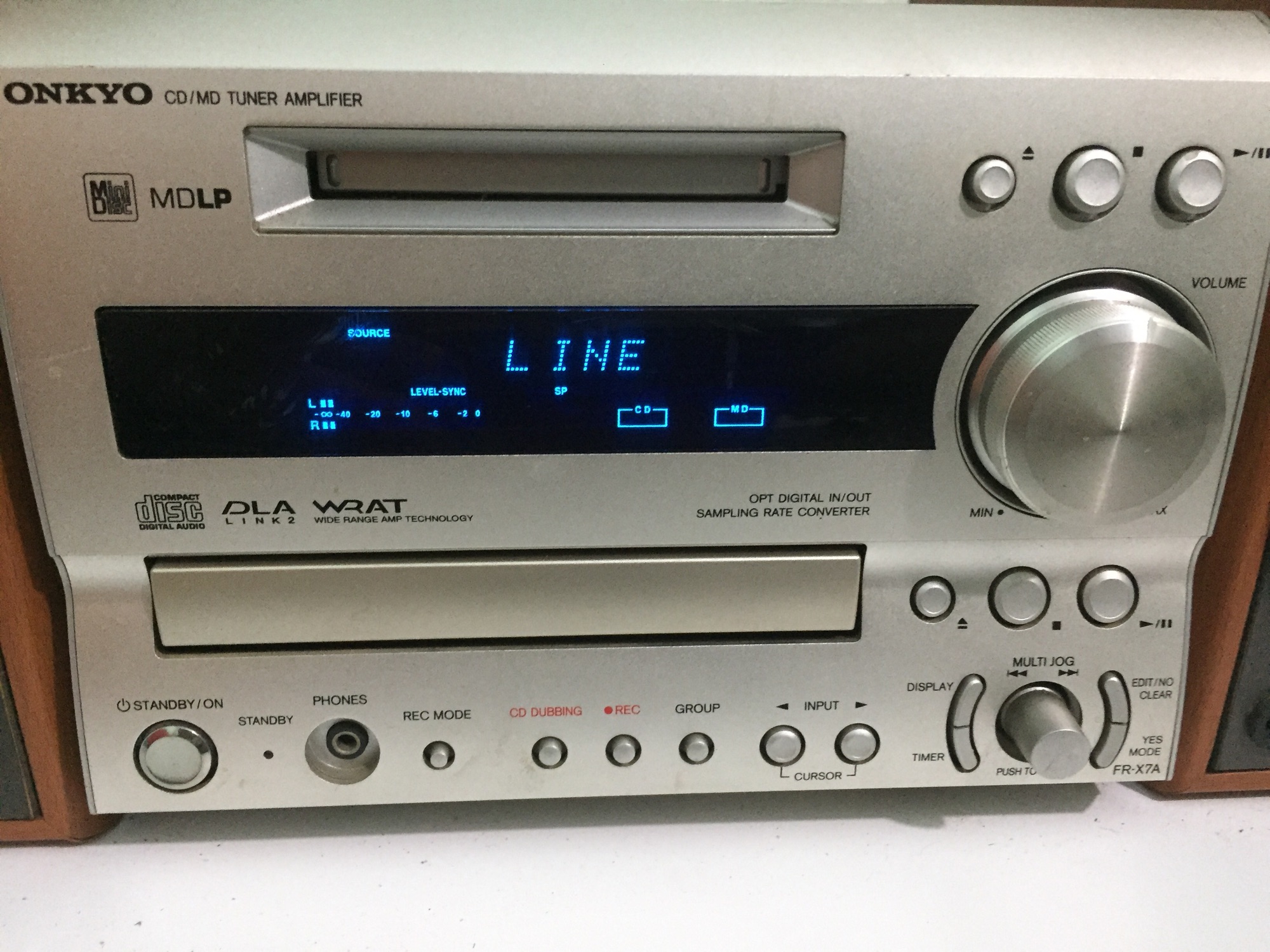 Dàn Onkyo X7A có giải mã optical