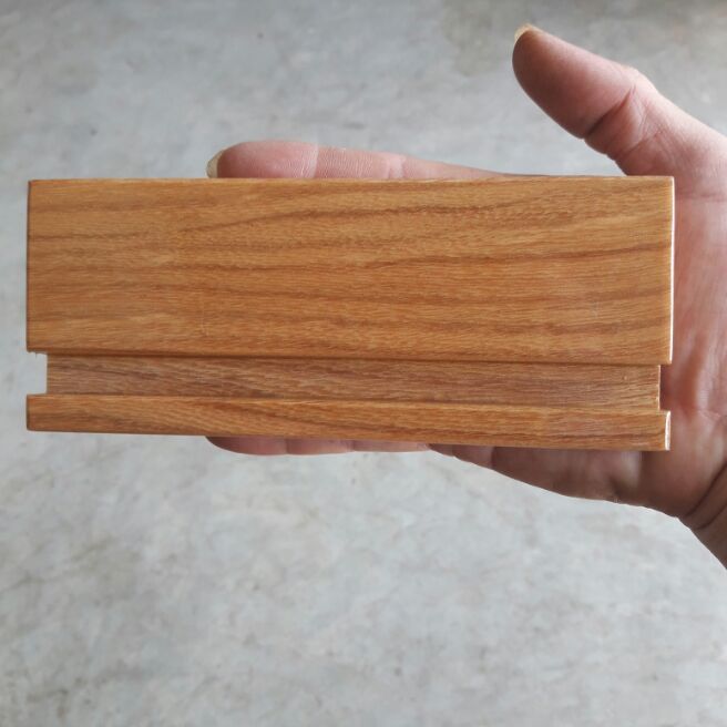 kệ gỗ để điện thoại