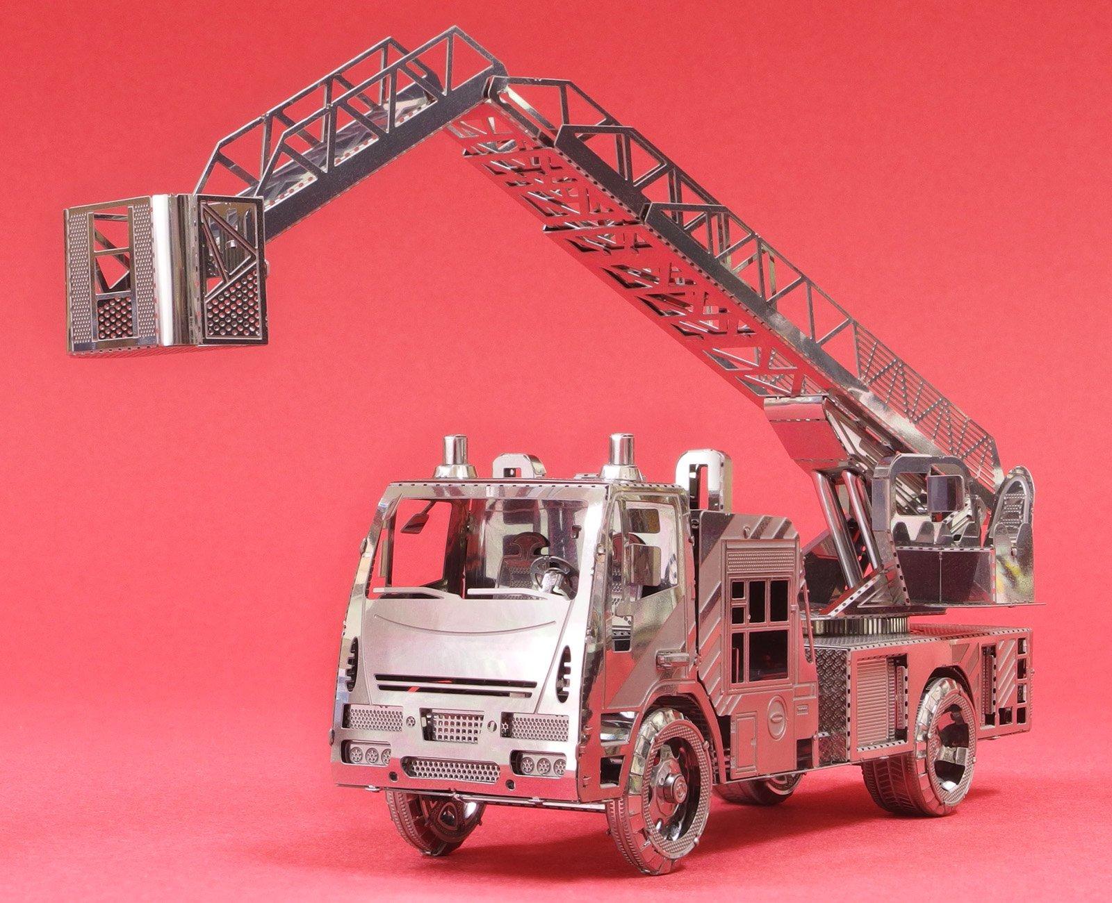 Mô hình 3D kim loại lắp ráp Xe Thang Chữa Cháy [ Chưa Lắp ]