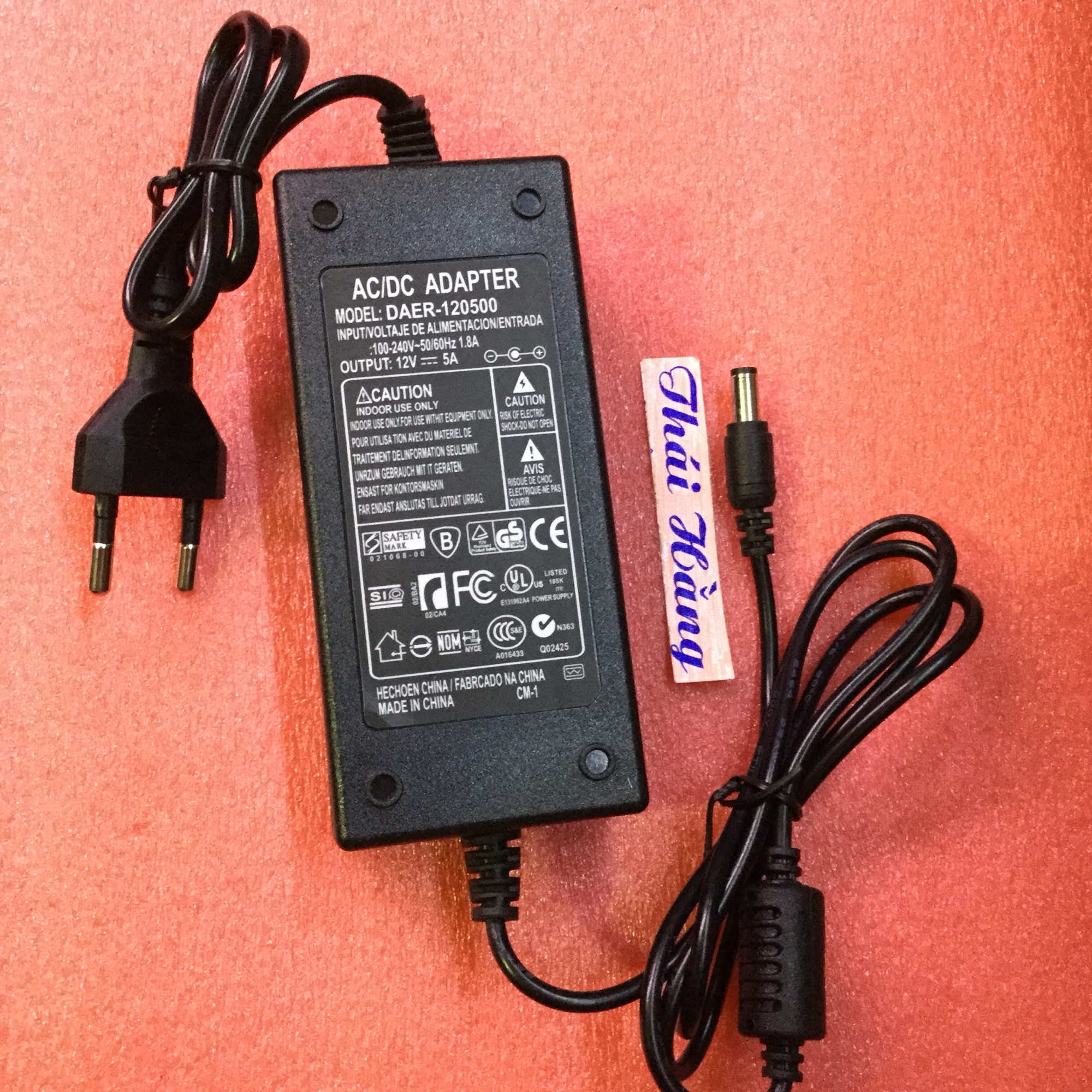 Nguồn ADAPTER -A C /D C -12 V /5 A