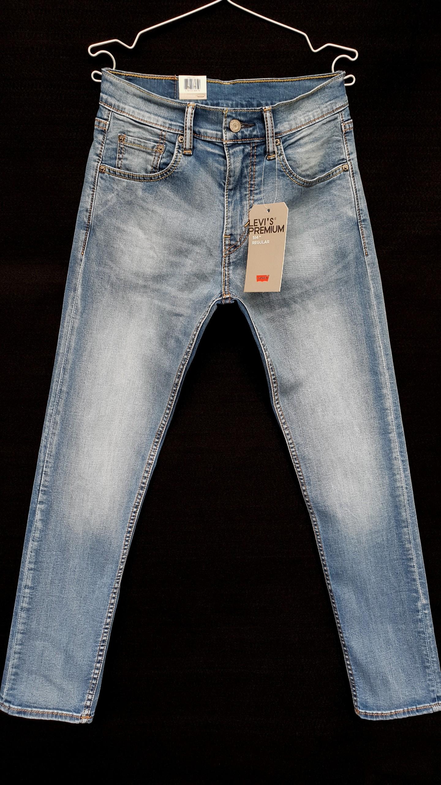 Quần Jean Slim Fit Ống Đứng LaTiv's