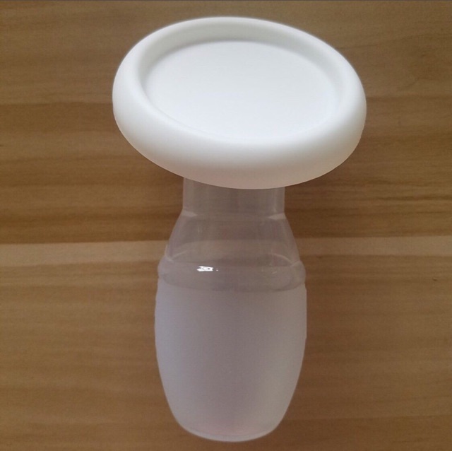 Phiễu Hứng Sữa Rảnh Tay Silicon