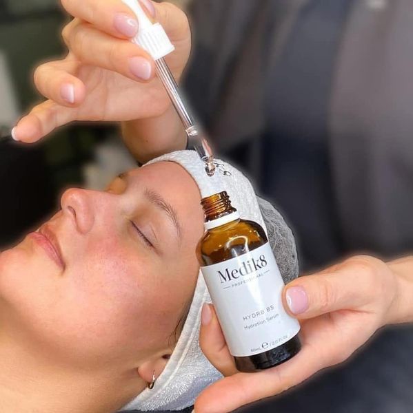 Serum cấp ẩm B5 Medik8 ( 30ml và 60ml)