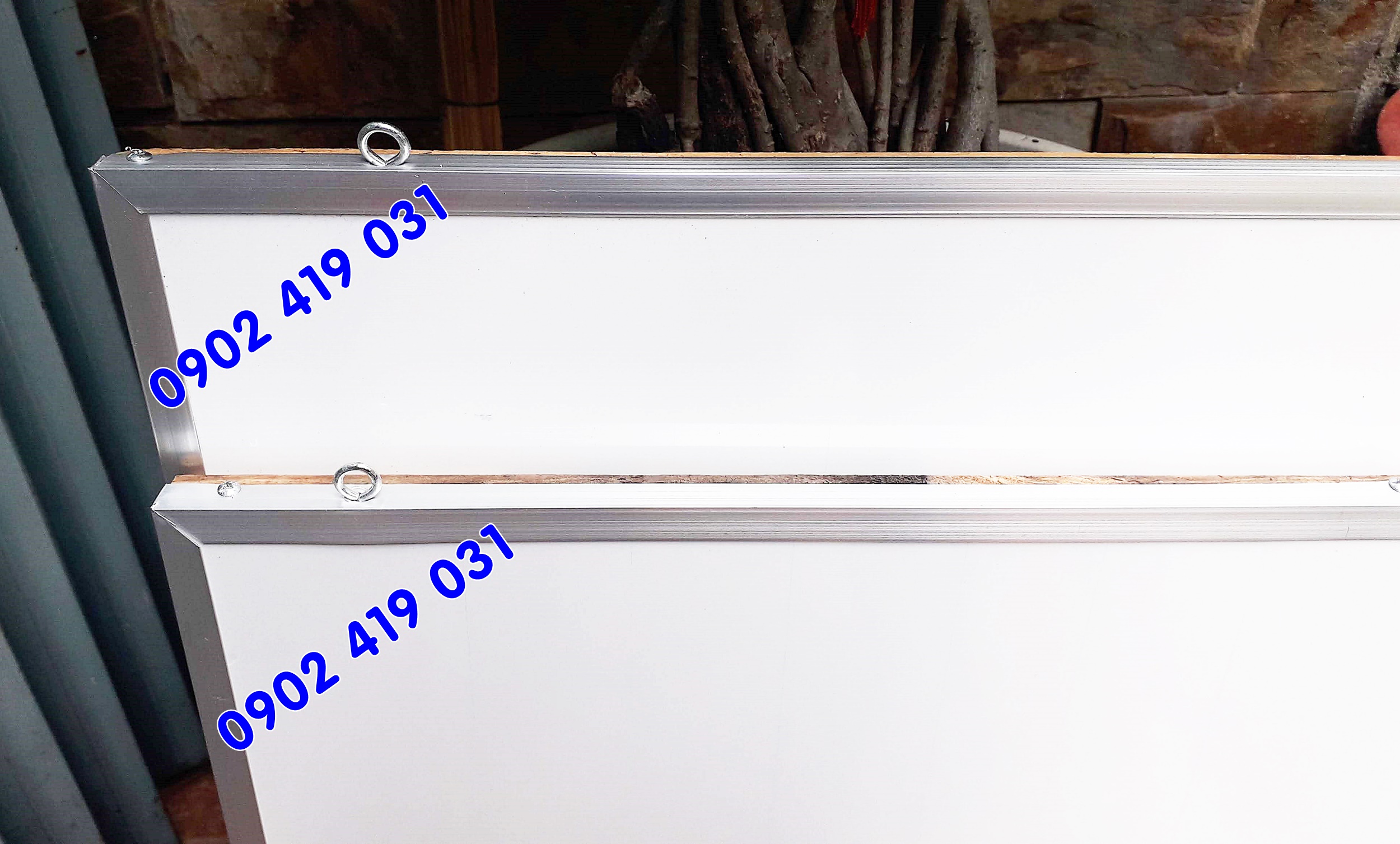 Bảng trắng viết bút lông 50 x 70cm