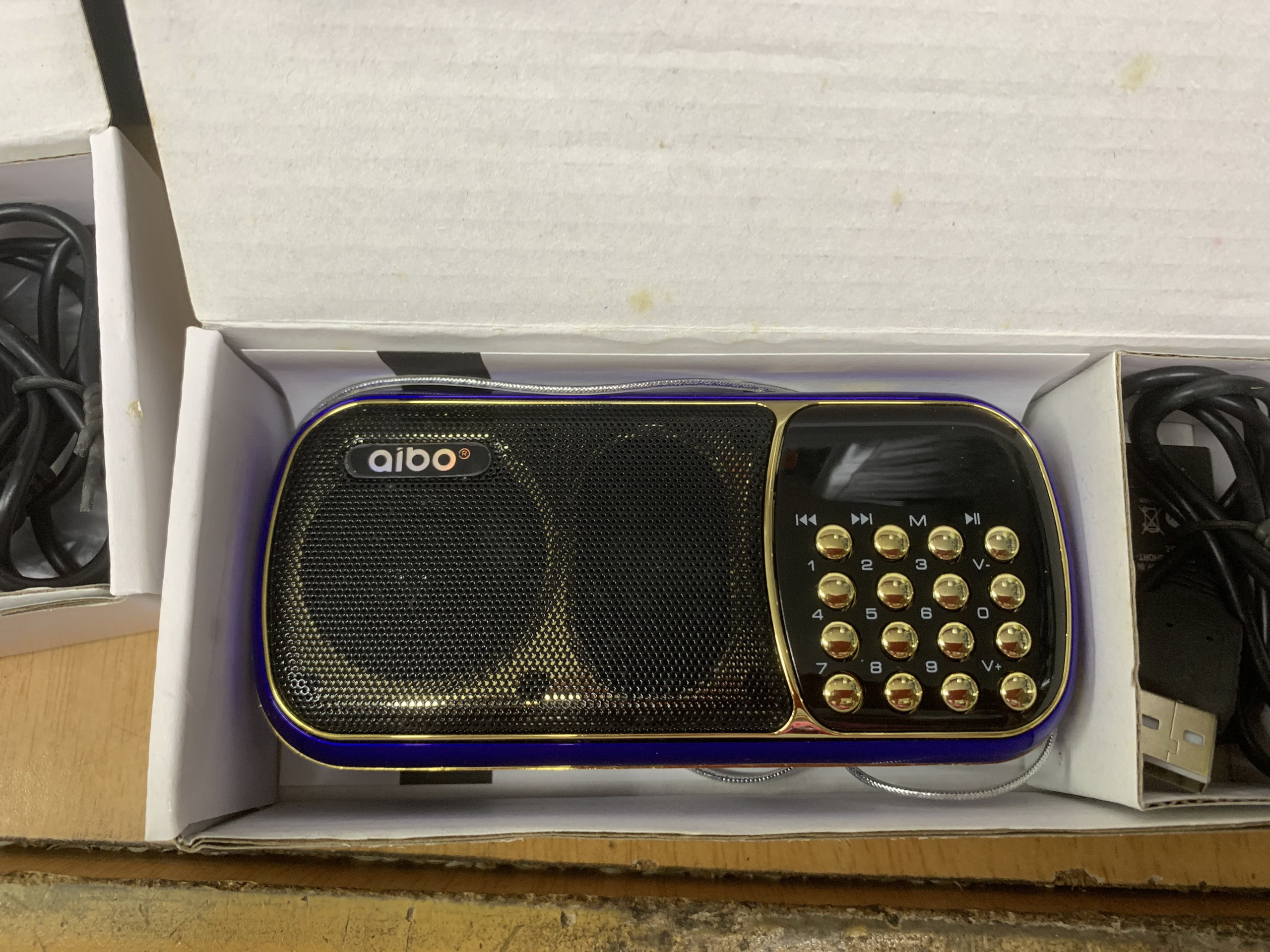 Loa di dộng aibo un35 pn-99 tích hợp đài fm