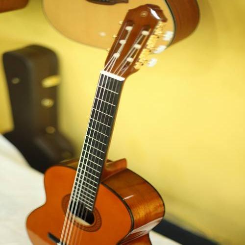 Đàn guitar classic Yamaha C80