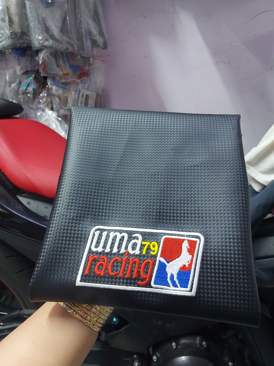 da yên RCB-UMA racing-NOI carbon