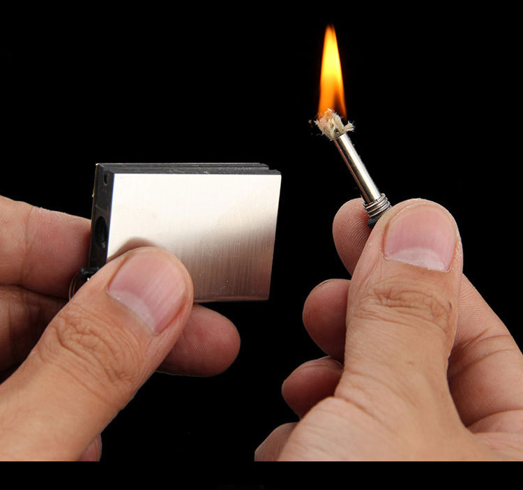 Hộp quẹt diêm xăng vuông sinh tồn (màu bạc)