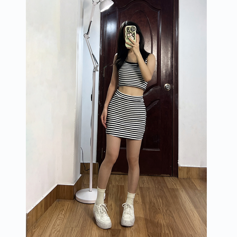 Set váy sọc basic dễ thương MOOLYS MD035