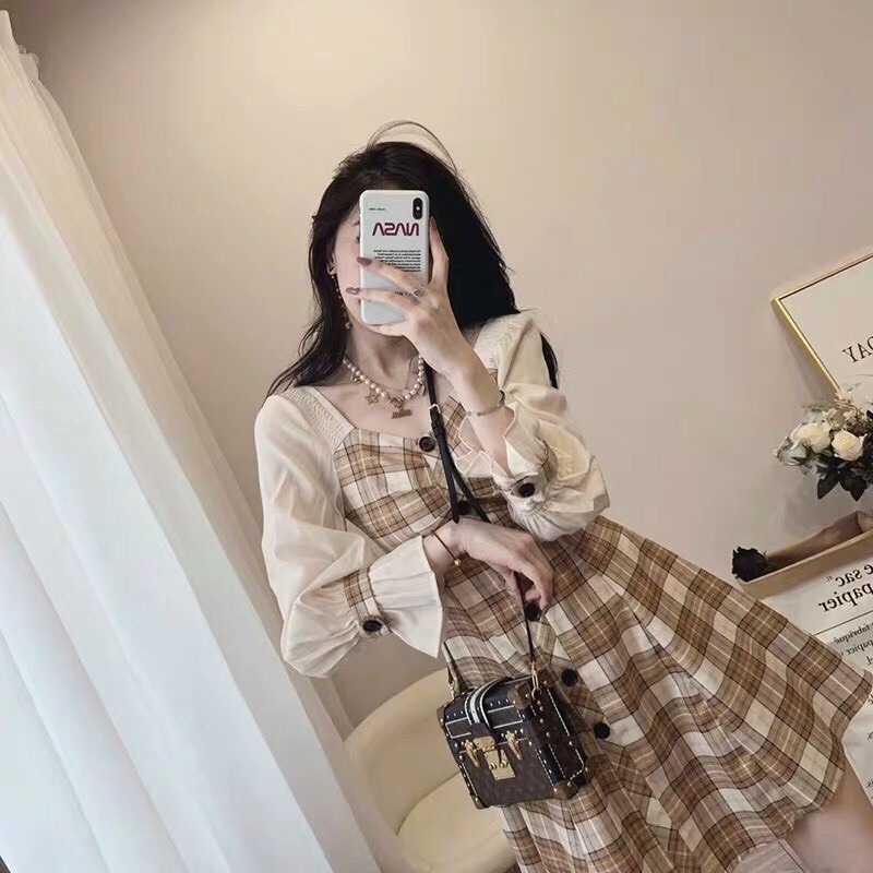 ĐẦM CARO TAY BÈO TRỄ VAI CỰC HOT